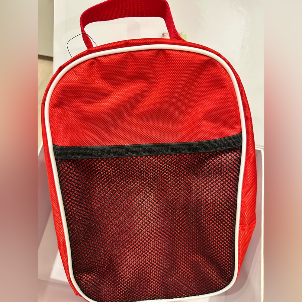 Adidas NWT Red lunch bag - Picture 2 of 3